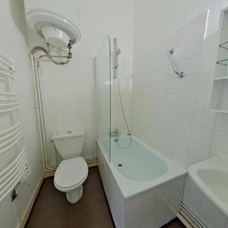 Location Appartement 1 pièce 27m² POITIERS 86000 - Photo 4