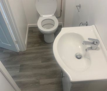 Room in a Shared House, Mary Road, B33 - Photo 1