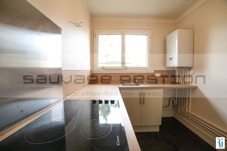 Location Appartement 3 pièces 79m² ROUEN 76100 - Photo 5