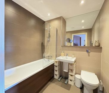 2 bedroom flat to rent - Photo 5