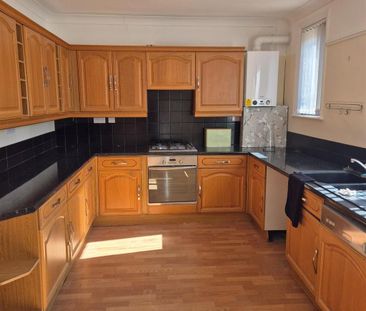 2 bedroom house to rent - Photo 1