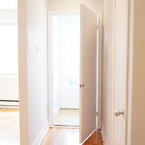 1 CH - 1 SDB - Montréal - $1,275 /mo - Photo 2