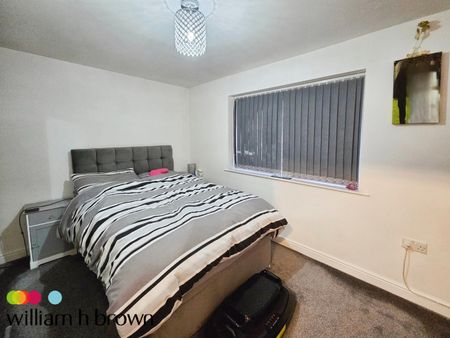 Hogg Lane, Grays - Photo 3