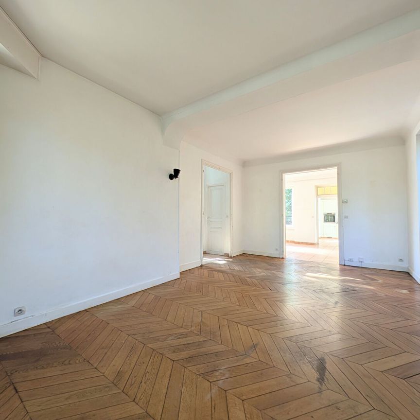 Location Maison 6 pièces 135m² - Photo 1