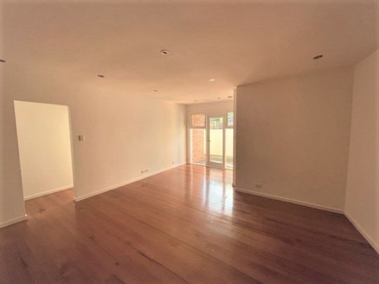 MODERN 2 BEDROOM UNIT IN CENTRAL LOCALE - Photo 1