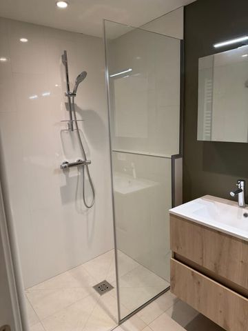 Appartement te huur - Photo 2