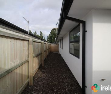 Lovely Three Bedroom Townhouse in Wigram - Photo 4
