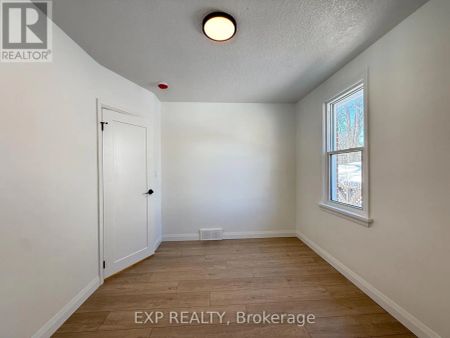 1000 HAMILTON ROAD - Photo 5