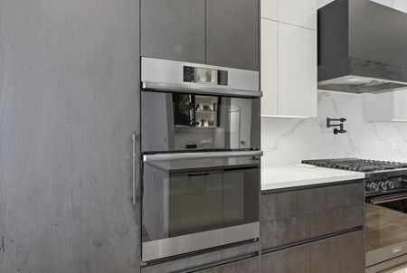 For Lease - 8 Ramsbury Road, Toronto, Ontario - Photo 4