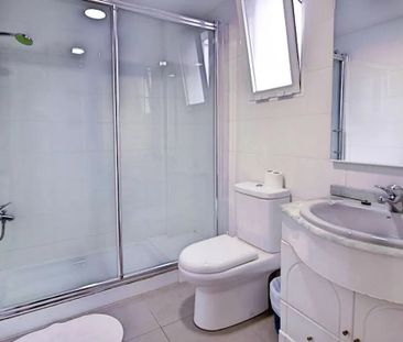 Carrer del Clariano, Valencia, Valencian Community 46021 - Photo 2