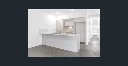 BRAND NEW - AMAZING LOCATION 3 BEDROOM DUPLEX - Photo 5