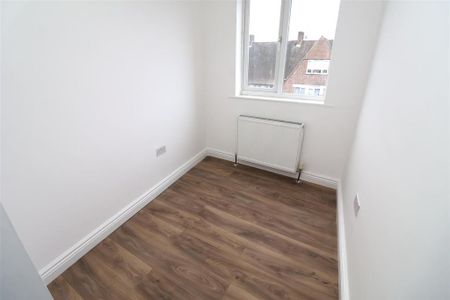 4 bedroom house to rent - Photo 2