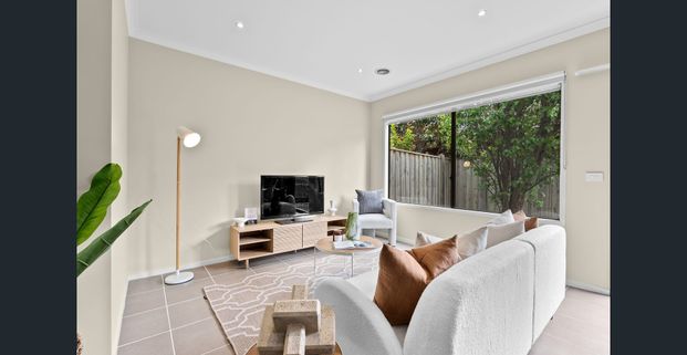 58 Hargrave Avenue, Point Cook – Modern, Low-Maintenance Living in a Prime Location - Photo 1