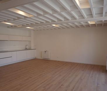 T5 entièrement rénove, Quartier République Beaux Arts, avec Parking... - Photo 2