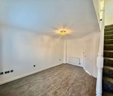 2 bed end of terrace house to rent in NE5 - Photo 3