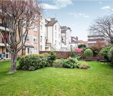 1 bedroom retirement property to rent - Photo 3