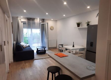 Appartement à louer 2 pièces • 45,70 m2 Chelles - Photo 4