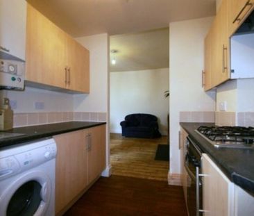 3 Bed - Warwick Street, Heaton - Photo 6