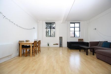 1 bedroom flat to rent - Photo 3