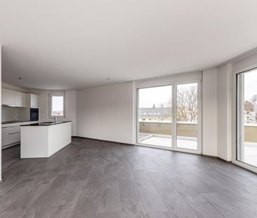 Modern 3.5-room attic apartment – “Kräuchi Areal” - Foto 1