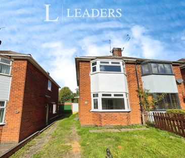 2 bedroom semi-detached house to rent - Photo 2