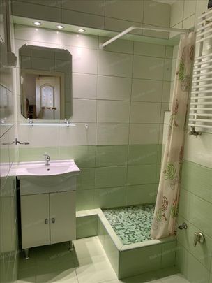 Kiadó átlagos állapotú panel lakás - Tatabánya - Fotó 1