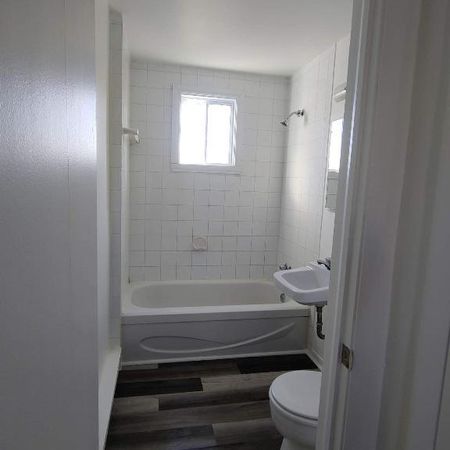 4-1/2 chien accepté libre 1er février ou avant - Photo 4