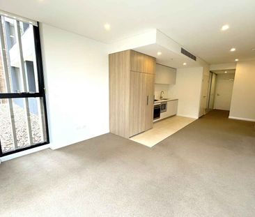 104/5 Maple Tree Road Westmead - Photo 1