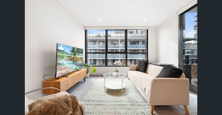 1-Bedroom Stylish, Fully Furnished Retreat in the Heart of Homebush - Photo 5