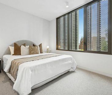 Penthouse Level two Bedroom in Prime Circular Quay Location | Unfur... - Photo 5