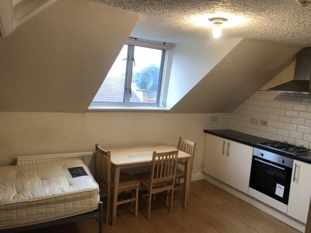 1 bedroom flat to rent - Photo 5