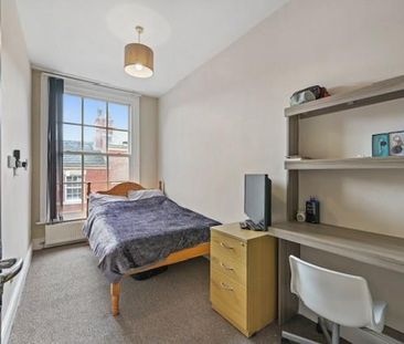 5 bedroom terraced house to rent - Photo 1