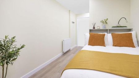 Studio to rent - Photo 5