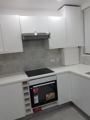 4 Bed Terraced House, Woodside Road, SO17 - Photo 1