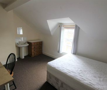29 Landseer Street, Stranmillis, Belfast, BT9 5AL - Photo 4
