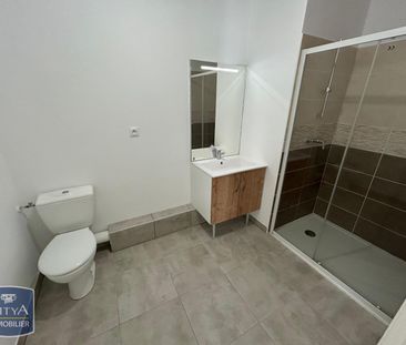 Location Appartement 2 pièces LA CRAU 83260 - Photo 4