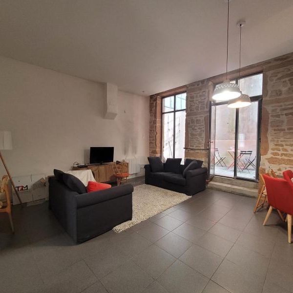 Location Appartement 3 pièces 66m² LYON 6ème - Photo 1