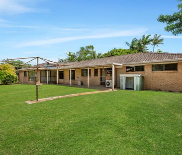 Huge Beachside Family Home - Photo 5