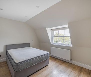 3 bedroom flat to rent - Photo 3