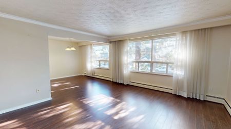 For Lease - 52 Waniska Avenue Unit# Unit 4, Toronto, Ontario - Photo 3