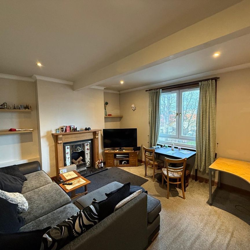 2 Bed Flat, Hutchison Road, EH14 - Photo 1