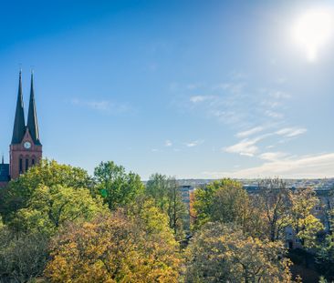 Wunderschöne Altbauwohnung mit Einbauküche - Photo 3