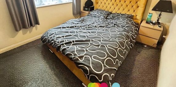 Moreland Court - Photo 2