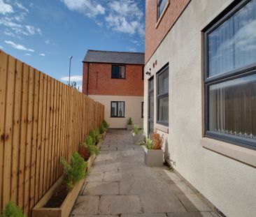 1 bed flat share to rent in Braunstone Gate, Leicester, LE3 - Photo 6