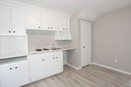 All Inclusive 1 Bedroom Unit In St. Catharines!! - Photo 3