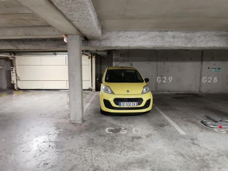 « AVIGNON EM - APPARTEMENT T4 AVEC TERRASSE ET PARKING » - Photo 5