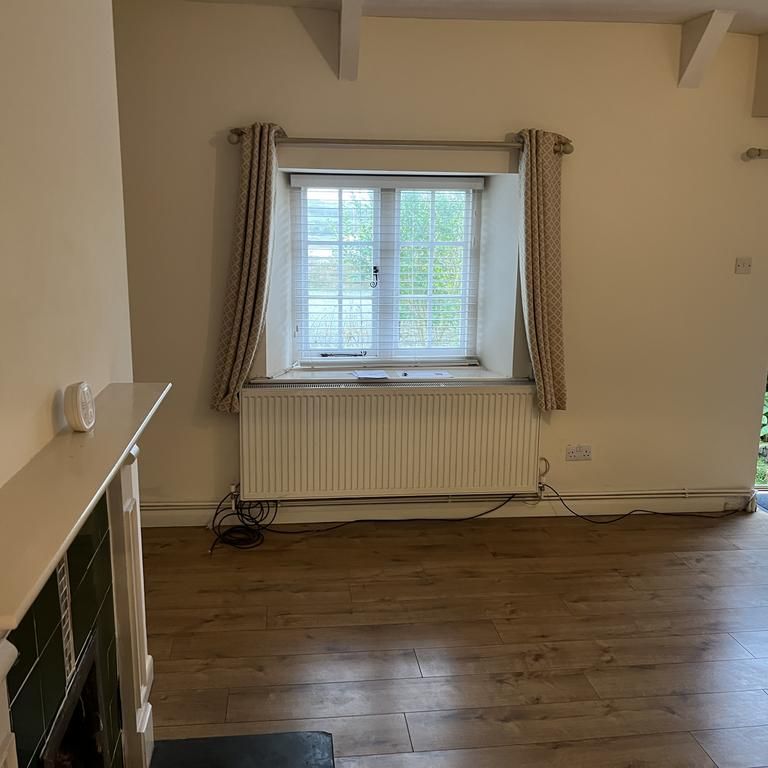 2 bedroom cottage to rent - Photo 1