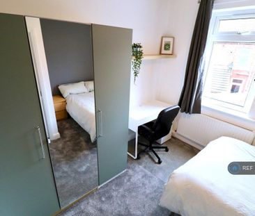 6 bedroom terraced house to rent - Photo 6