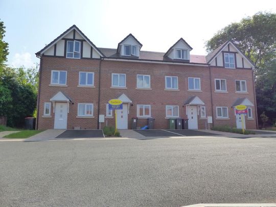 3 bedroom townhouse to rent - Photo 1