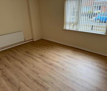 28 Glenavon Crescent, Lurgan, Craigavon, BT66 8JR - Photo 1